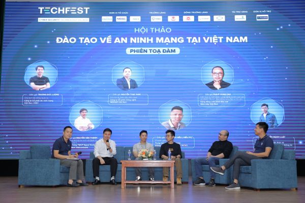 Nessar – Co-head of Cyber Security Technology Village, Techfest organizes a workshop on “Cybersecurity Training in Vietnam”.